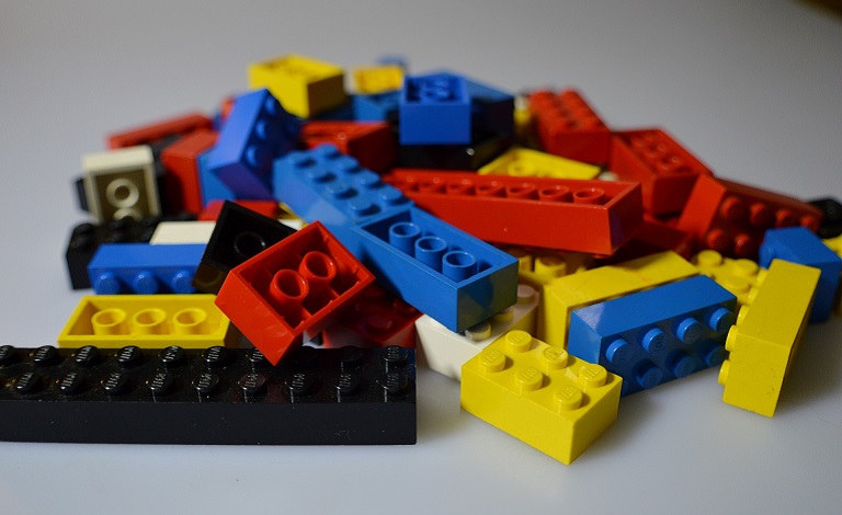 Drop-in LEGO: Biggest Builds!