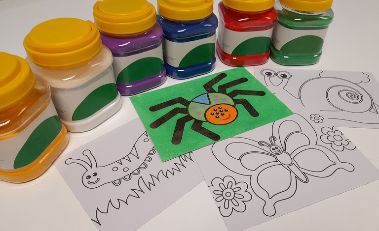Drop-in Craft: Minibeast Sand Art