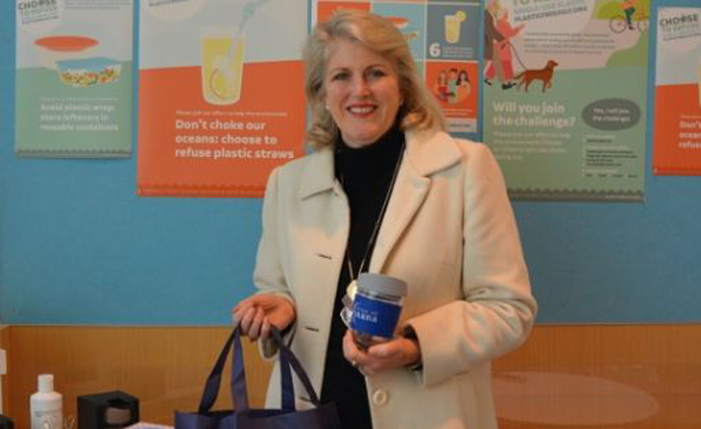 Join Kwinana Mayor Carol Adams and Go Plastic Free