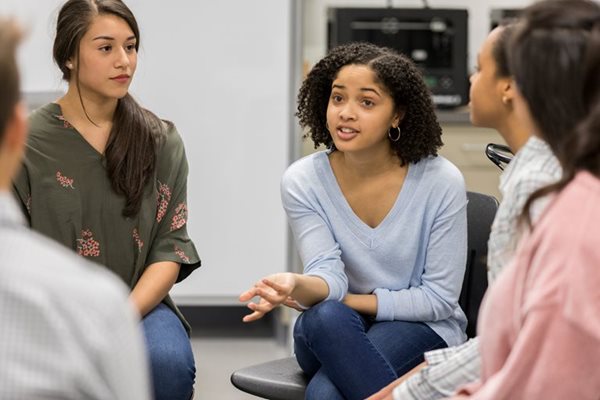 A support group with teenage girls